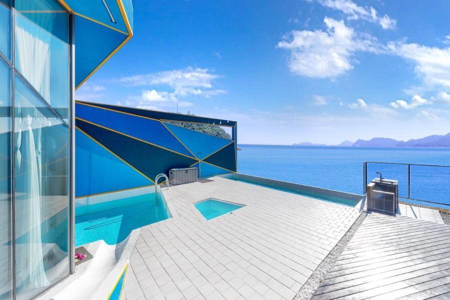 Pumda Pool * Namhae