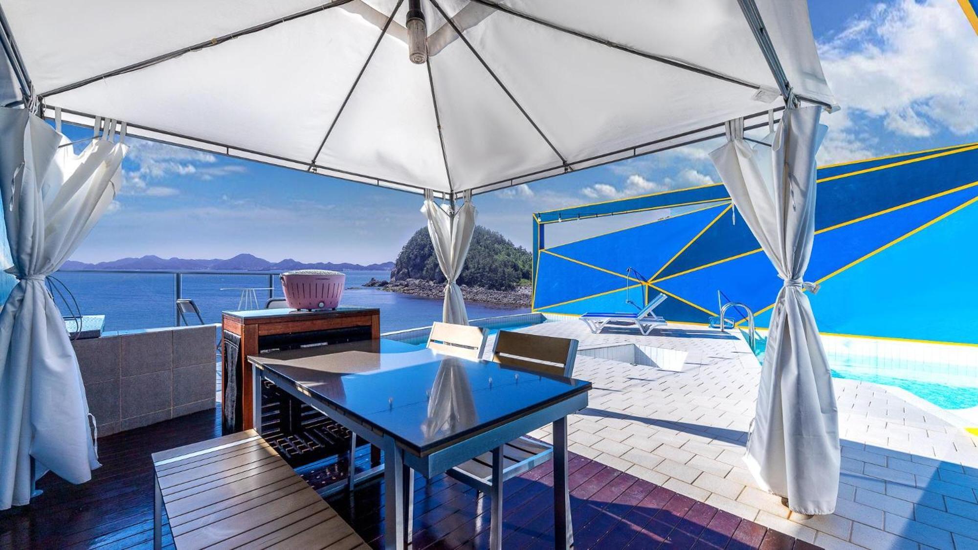 Holiday home Pumda Pool Namhae